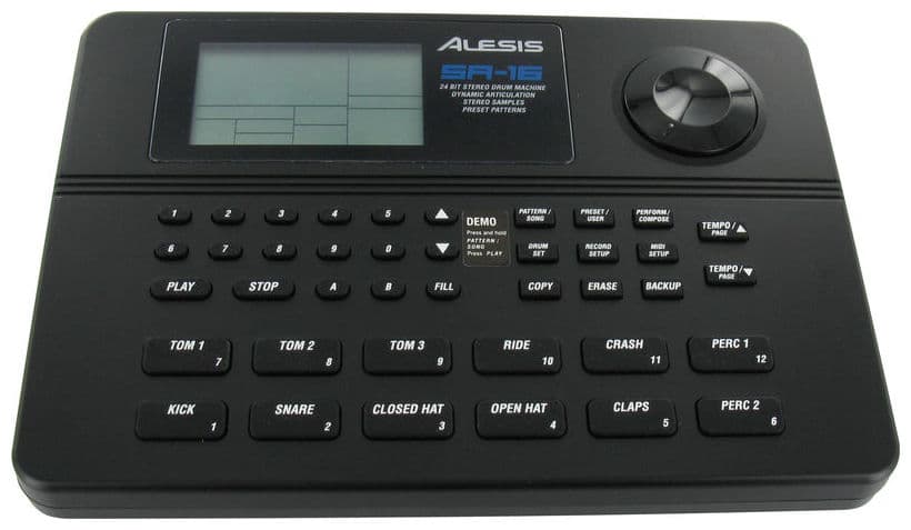 ALESIS SR-16  Caja ritmos SR16
