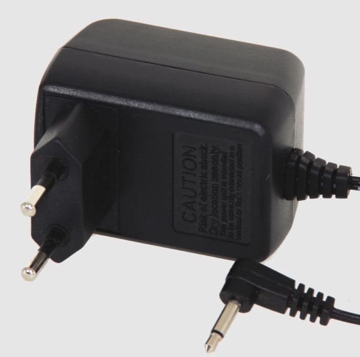Ibiza Light Adaptador de Corriente 220V-4.5V para Motor de Bola de Espejos MB45240LED