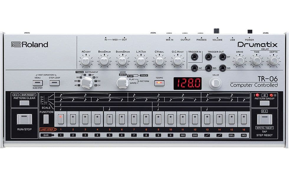 Roland TR-06 Caja de Ritmos