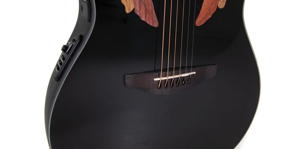 Ovation CE44-5-G Celebrity Elite Mid Cutaway Black Guitarra electro-acústica CE44-5-G