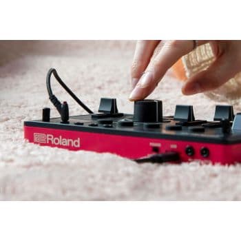 Roland AIRA Compact E-4 Voice Tweaker. Procesador Voz Aira Compact E-4