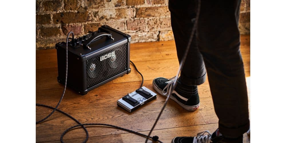 Boss Dual Cube Bass LX Amplificador Bajo Dual Cube Bass LX