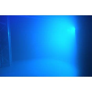 Beamz BTF-200CZ Fresnel Foco Teatro Zoom 200W RGBW LED DMX 3200K 151380 ( REACONDICIONADO ) BTF-200CZ